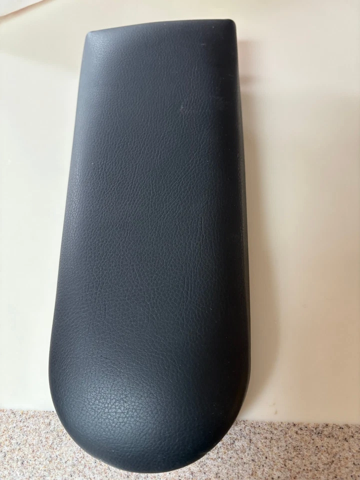 Auto Center Console Protector Black 1999-2004 Volkswagen Golf Jetta - Image 4 of 4