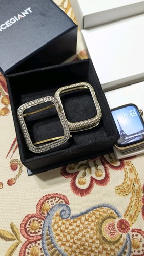 Apple Watch Series 6 (44mm) With 2 Real Diamond Covers - Zdjęcie 6 z 8