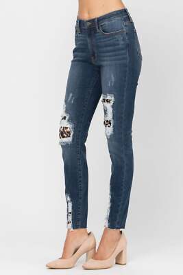 Judy Blue Welcome to the Jungle Leopard Patch Skinny Jeans size