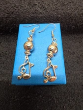 Pair Of Musical Notes Themed Dangling Earrings Pre-owned