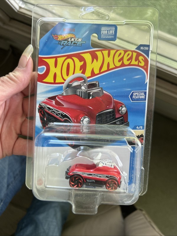 HOT WHEELS treasure hunt Pedal Driver 