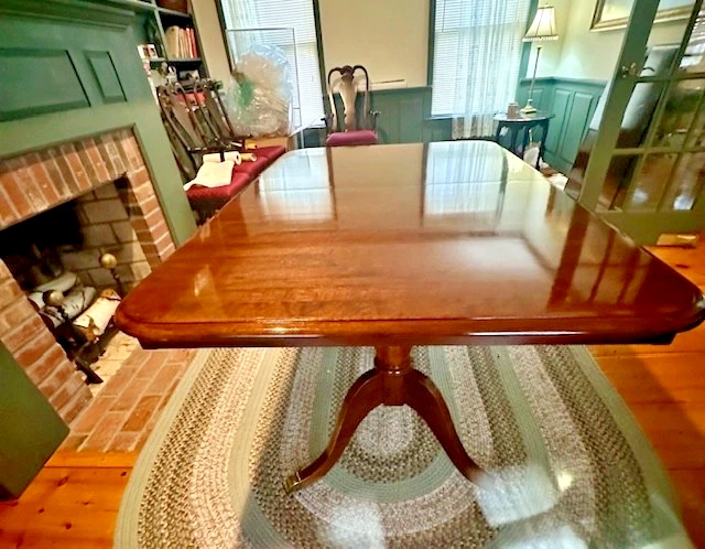 Antique Dining Antique 1850-1899 Time Period Manufactured for sale