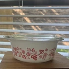 PYREX 472 Pink Gooseberry Cinderella Casserole Dish with lid