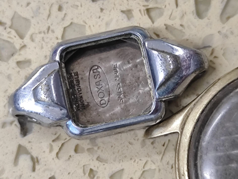 Lote de piezas de reloj DOXA 1945 vintage FUNDAS movimiento suizo cuerda manual 3 estuches Foto 2 de 4