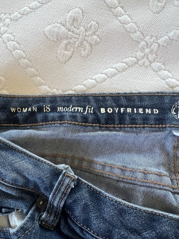 6 Pairs Woman’s Jeans & Black Pants Size 18