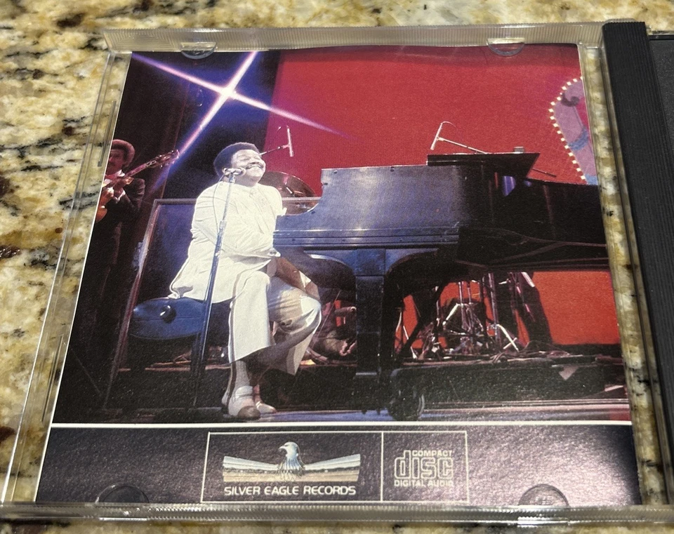 FATS DOMINO- HIS GREATEST HITS CD SED-1043 SILVER EAGLE RECORDS IMPORT CANADA Foto 2 de 4