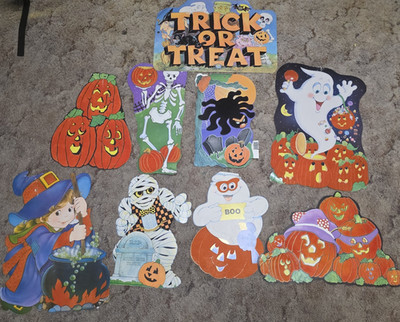 Vtg Halloween Cut Outs Die Cast Pumpkin Ghost Flocked Paper Decoration