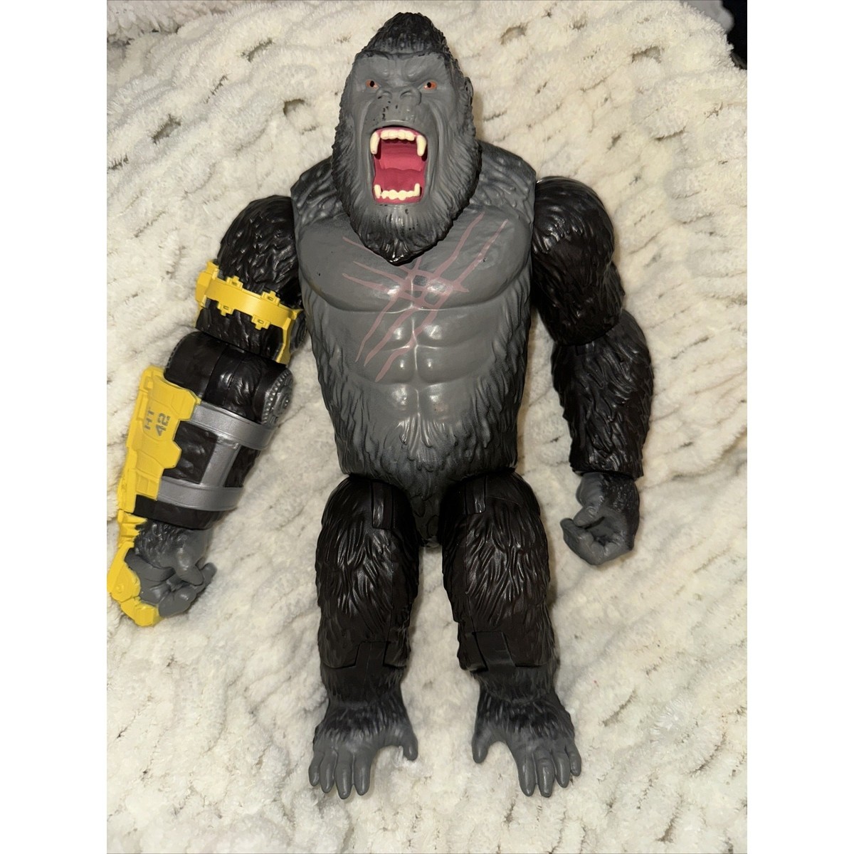 Kong King w/B.E.A.S.T. Glove Godzilla x Kong 2024 Movie 11