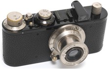  Leica Standard, black paint, c. 1933, with unnumbered 3.5/50mm Elmar