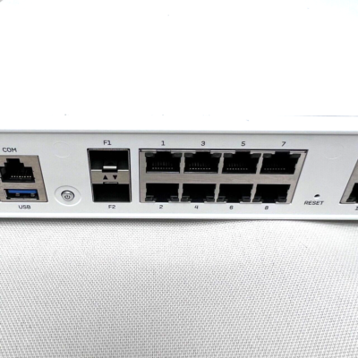 ルーター・ネットワーク機器 Sophos XGS 136 Sophos XGS 136 Security appliance 2.4GHz 5GHz Desktop Excellent | eBay