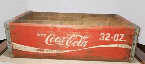Vintage Wooden Crate 12 Bottle Coca Cola Divided Classic Red & White Coke Case