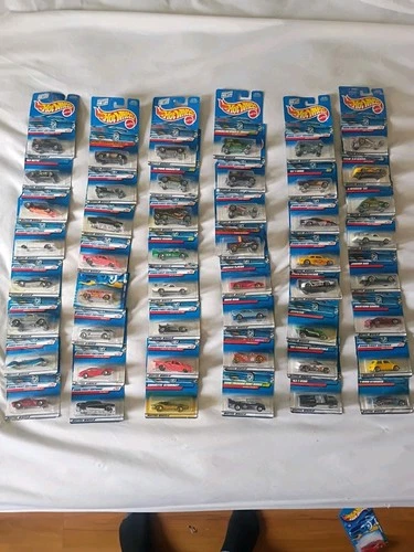Vintage *HOT WHEELS* 2000 Series  (Lot Of 48) First Edition Treasure Hunt Cars