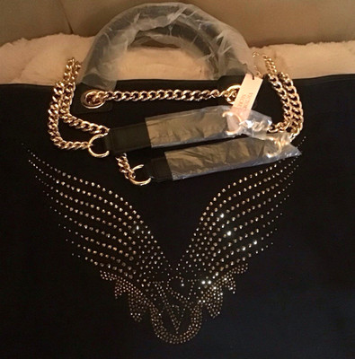 VICTORIA SECRET FASHION SHOW 2025 BACKSTAGE DOUBLE HANDLE TOTE ANGEL WINGS NWT Victoria main image 3