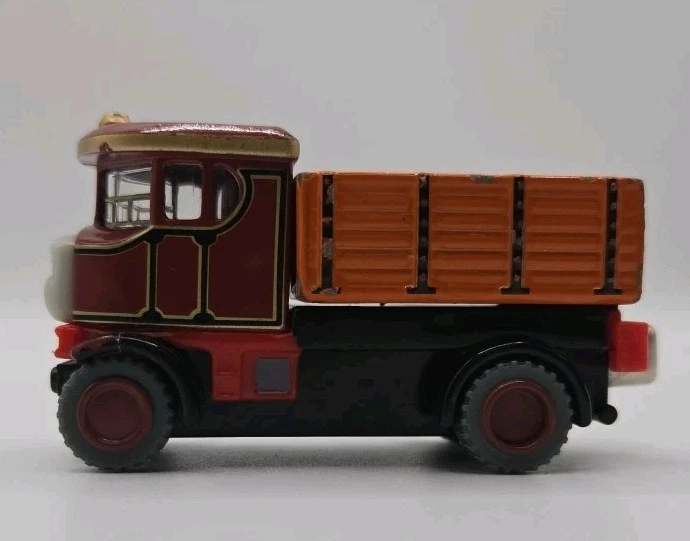 Thomas & Friends Magnetic Railway Train Track Elizabeth w/ Flat Bed Vintage 2003 - Image 2 of 4