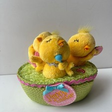 Hallmark - Happy Easter Tweets - Animated Plush "We Got The Beat Tweets " - NWT