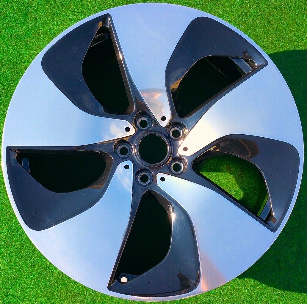 Factory BMW I8 Wheel Genuine OEM Right Rear Perfect 20 x 7.5 36116857575 86199