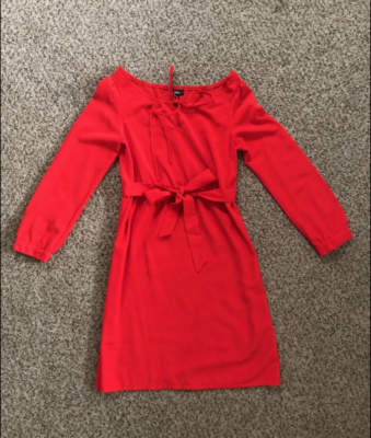 open lace back dress PRE-OWNED