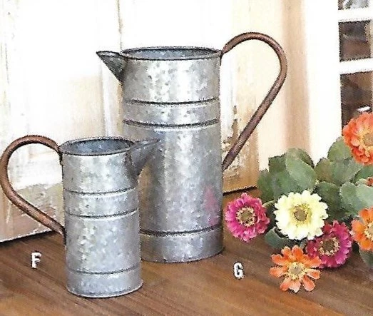 WATERING CAN Farmhouse Galvanized Tin/Copper Small Southern Charm Flower Vase  - Image 4 of 4