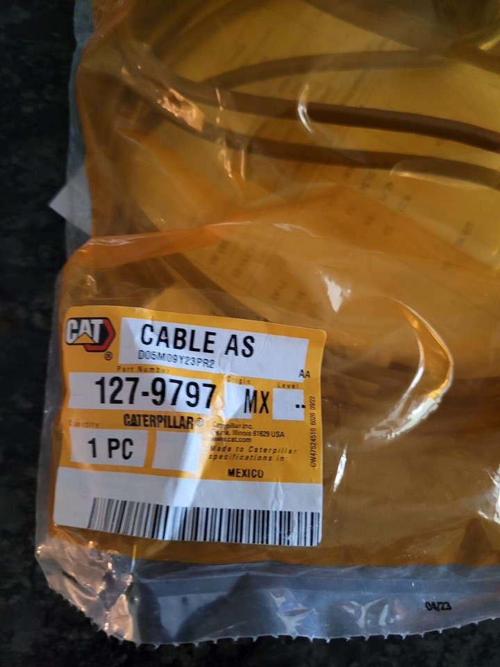 Genuine Caterpillar 1279797 Replacement Cable, TPMS, VIMS, WLP to PC