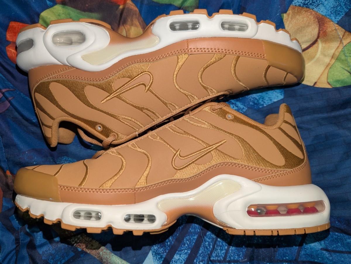 Nike Air Max Plus TN Tuned Flax Sail Wheat Gum FZ8815-200 sz 