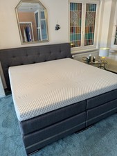 Sehr gut erhaltenes Boxspringbett 180x200 mit Matratze und Topper,