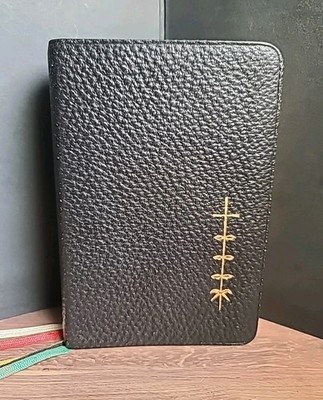 The Maryknoll Missal Catholic Daily Mass Gilt Edges Softcover Vintage