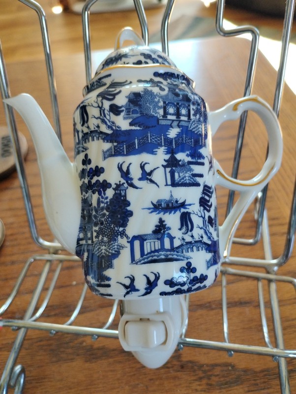 Oriental Teapot Night Light.5x4 Inch