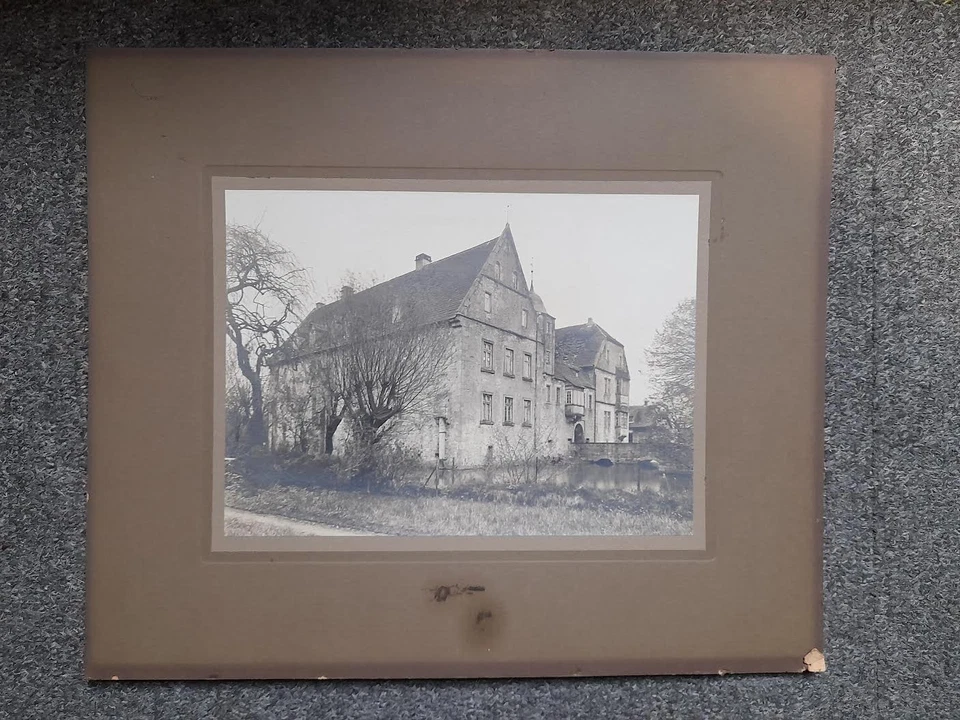 Antique Mounted Photograph – Large Format Building Scene – Possibly Tintype – - Image 2 of 3