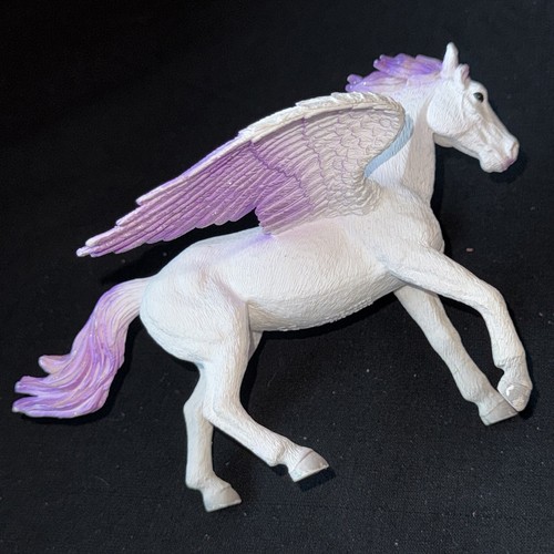 2014 Mojo White & Purple Glittery Pegasus Horse Toy Figurine with Wings