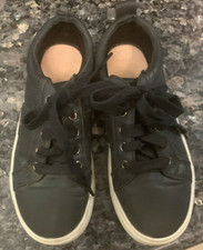 STEVE MADDEN Sneakers Youth Size 1 Casual Cute Excellent Condition Please Read