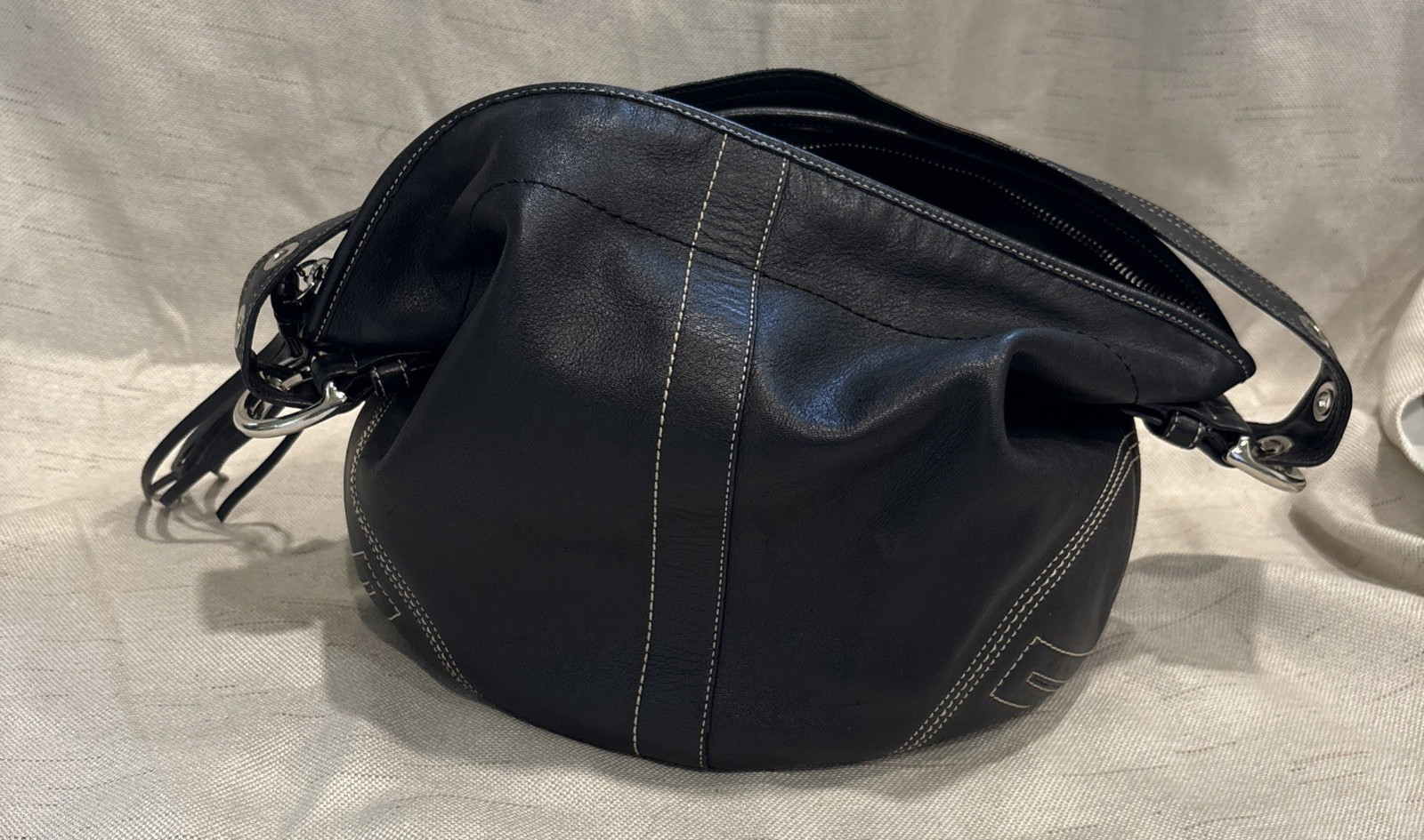 Vintage Coach Soho Hobo Y2K Black Leather Shoulder Ba… - Gem