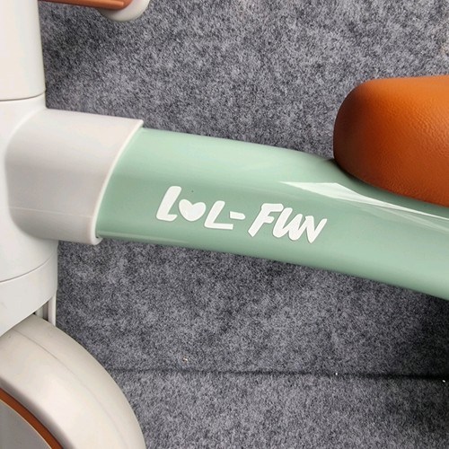 LOL-FUN Balance Bike for 1 Year Old Boys Girls, Toddler Trike for Baby 12-18 - Picture 5 of 10