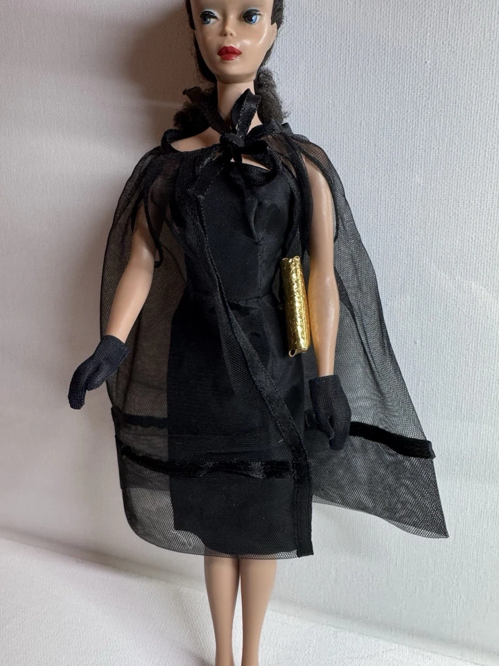 Conjunto Completo Mattel’s Barbie’s Black Magic De Colección Como Nuevo SIN MUÑECA #1601 Foto 2 de 4