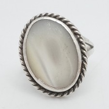 Silver Oval Mother of Pearl Twist Rope Dome Ring Size 8