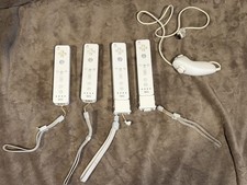 4x Wiimote Wii Remote Bundle Lot With One Nunchuck -tested First Party