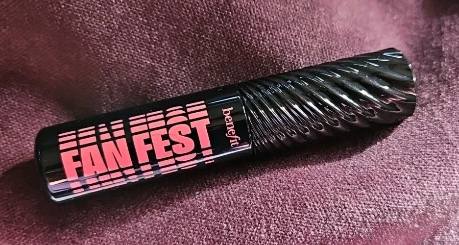 Benefit "Fan Fest" Fanning & Volumizing Mini Mascara 4 g Fb. Hyper Black Neu!