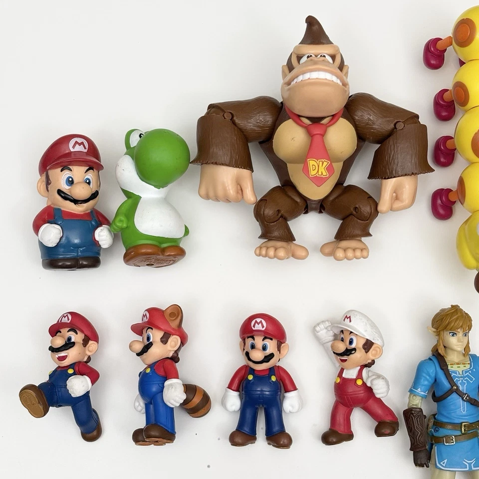 Nintendo Lote De 41 Figuras Coches Super Mario Link Kirby JAKKS DK Yoshi Foto 2 de 4