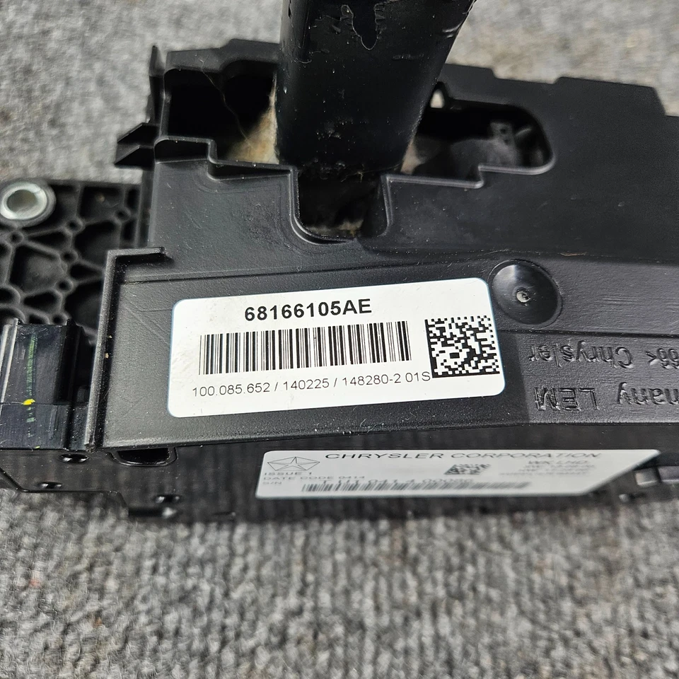 2014 2015 JEEP GRAND CHEROKEE AUTOMATIC GEAR SHIFTER SELECTOR 68166105AE - Image 4 of 4