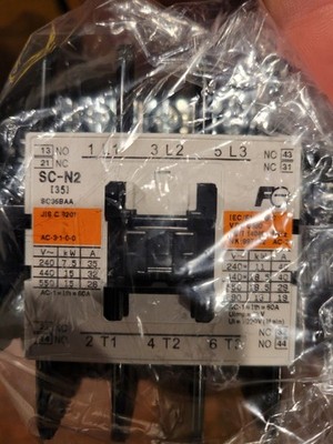 Fuji SC-N2 SC35BAA Electric Contactor 30 HP 480V 3-Pole with 200-240V Coil
