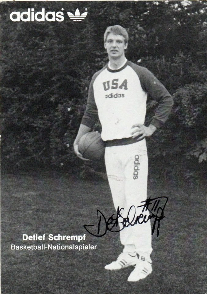Detlef Schrempf (Basketball), sign. alte adidas-AK - Bild 1 von 1