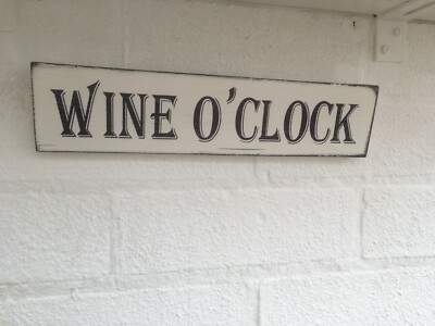 Wein O'Clock freistehendes Schild Bar Plakette Getränke Kneipe modern Schild