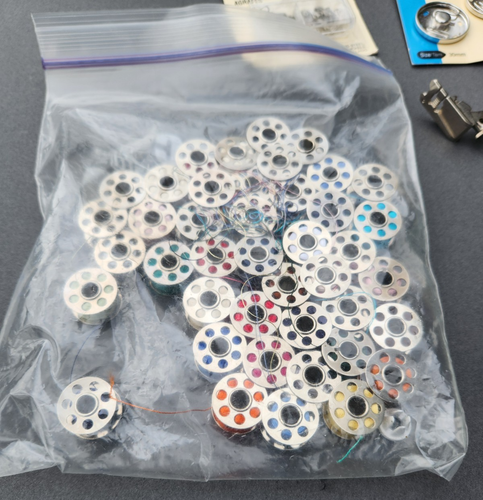 Metal Plastic Bobbins with Color Thread Spools Sewing Machine Reels+ Notions - Picture 10 of 15