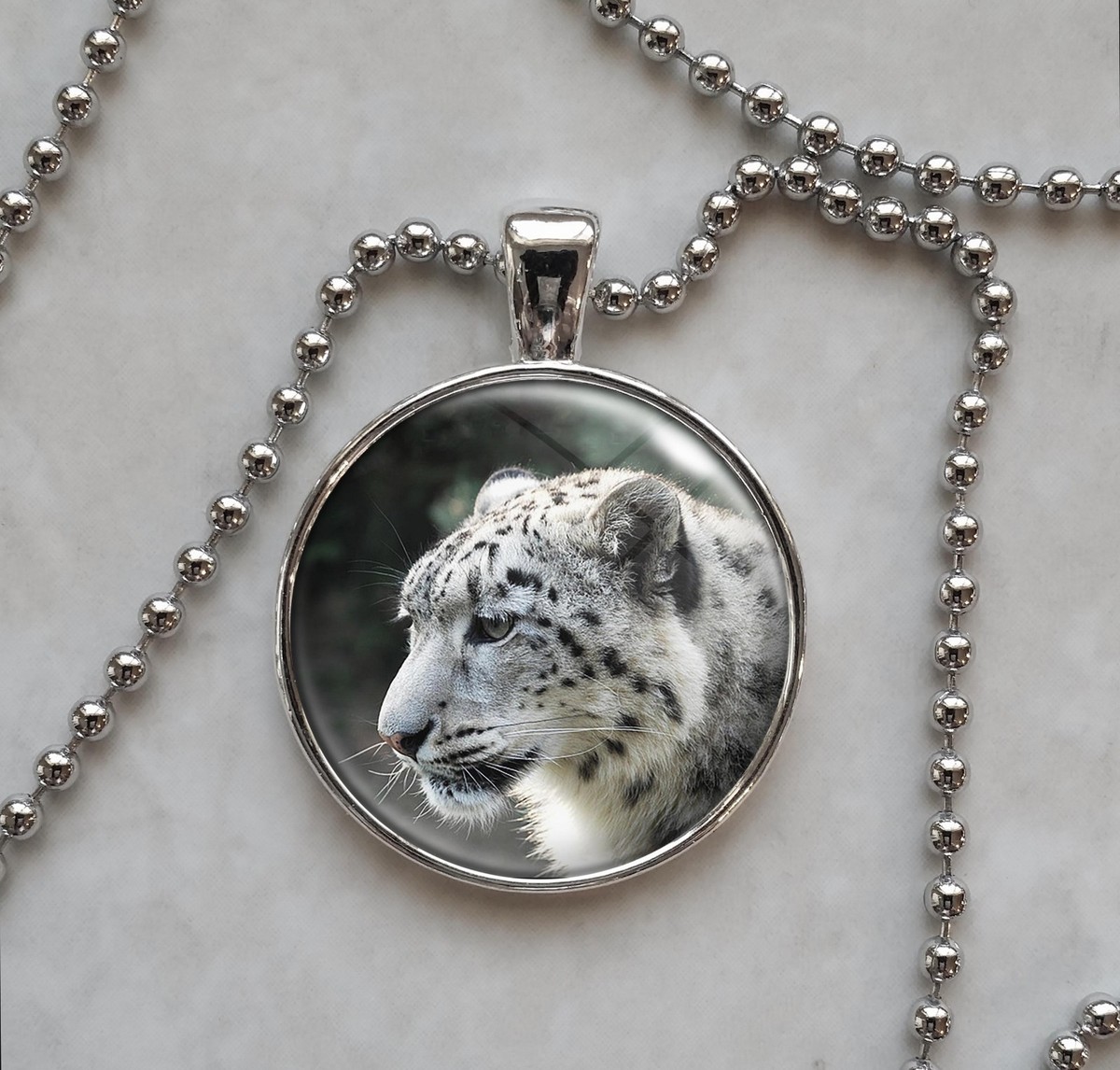 Snow Leopard Large Cat Mountain Wild Animal Pendant Necklace