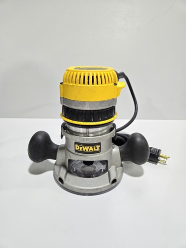 DEWALT 1-3/4 HP Fixed Base Woodworking Router - DW616 Carpenter ...