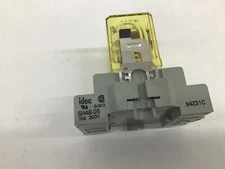 IDEC SH4B 05 IDA 300V