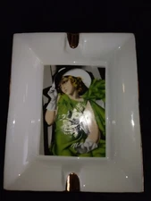 Art Deco Style Woman Lady with Gloves & Green Dress Ashtray Porcelain Ceramic