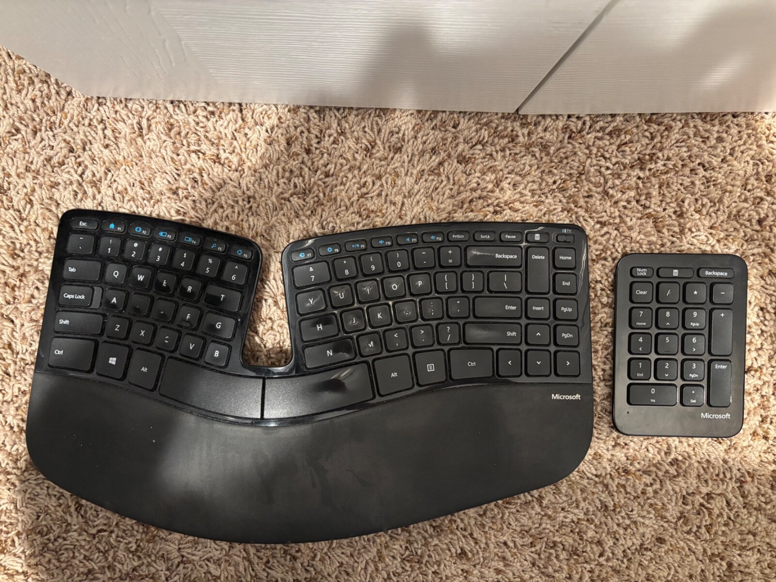 Microsoft Surface Ergonomic Wireless Keyboard - (3RA-00022)