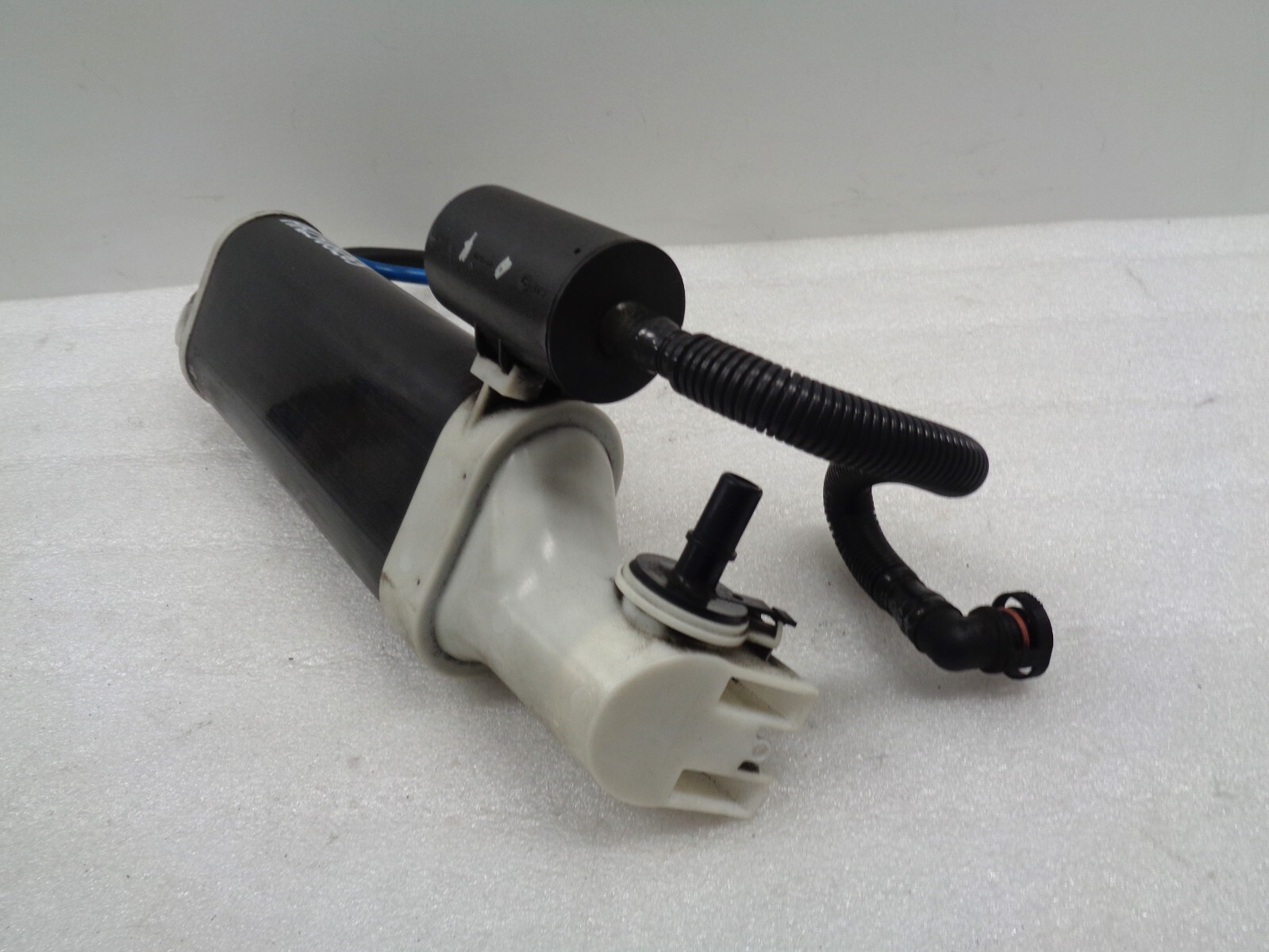 2014-2017 Maserati Ghibli Fuel Gas Tank Charcoal Evap Evaporator OEM AK2308263