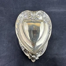 Weidlich Bros. Mfg. Co. 400 Silver Plated Art Nouveau Heart Shaped Lidded Box