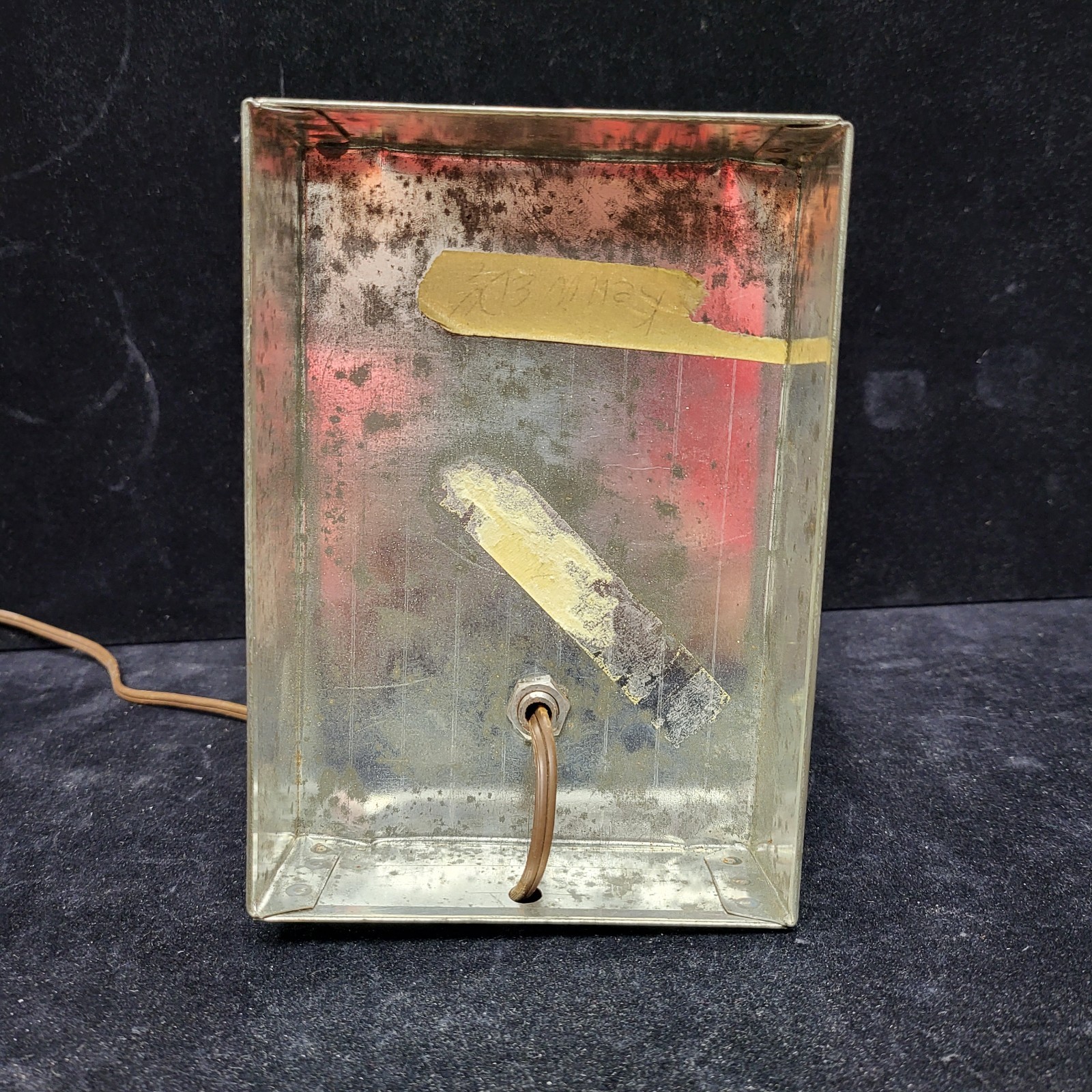 Vintage Budweiser BEER CAN LIGHT Electric Lamp Working